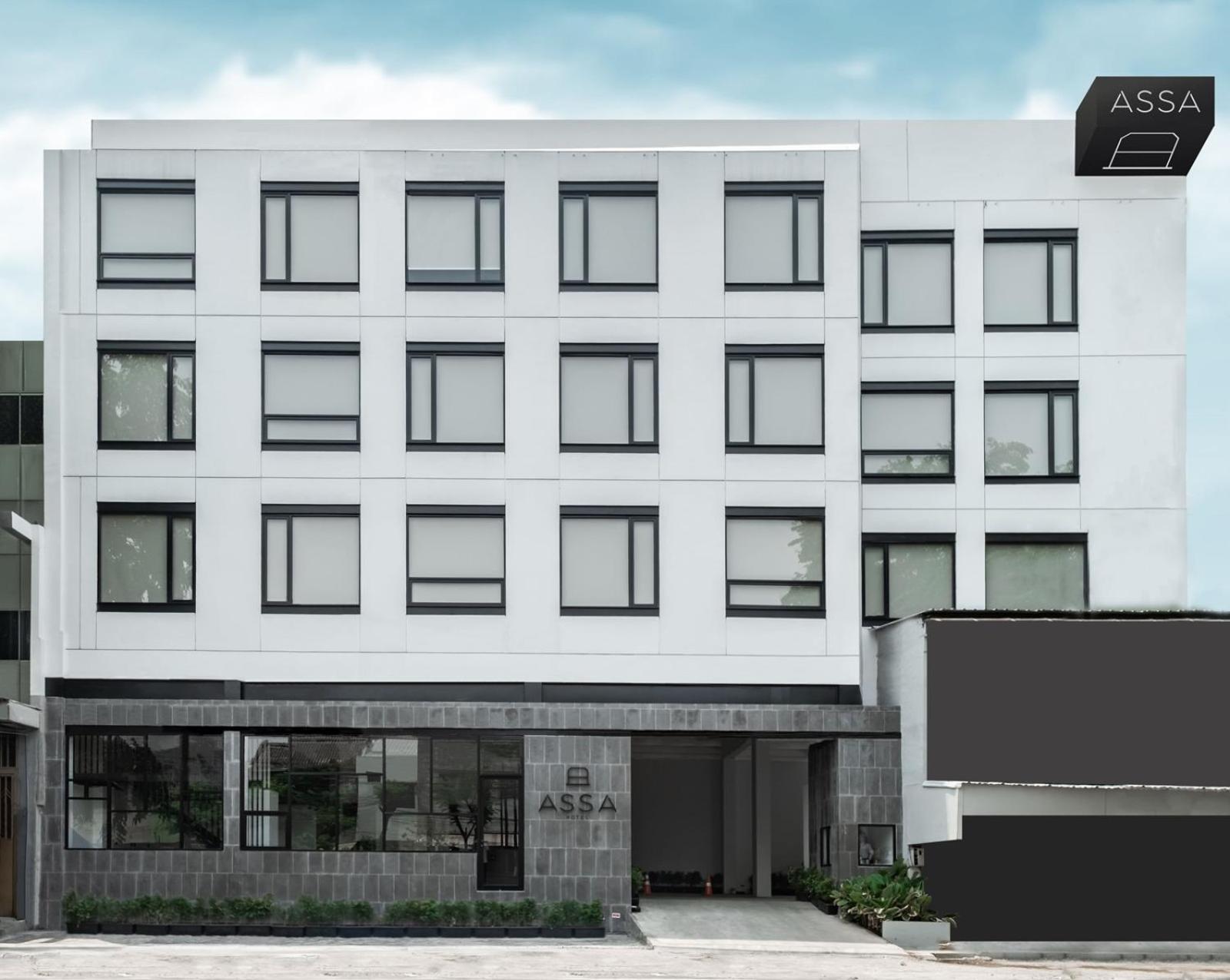 Assa Hotel Semarang Exterior photo